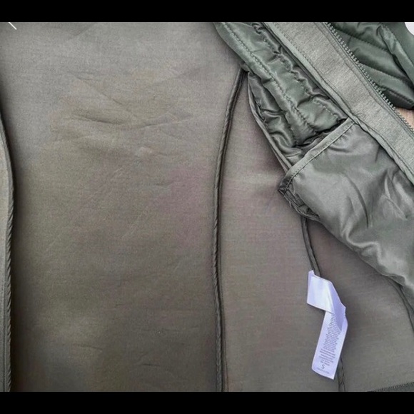 ALL SOLD - Fabletics “Puffer Jackets” Army Green - Picture 5 of 11